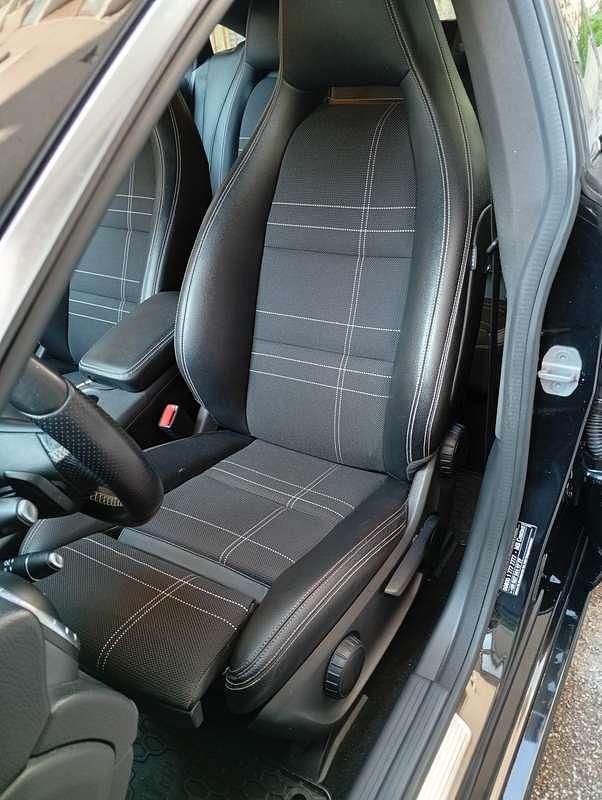 Usata Mercedes CLA200 Shooting Brake 136 CV (100 kW) 2016 Nero Station wagon