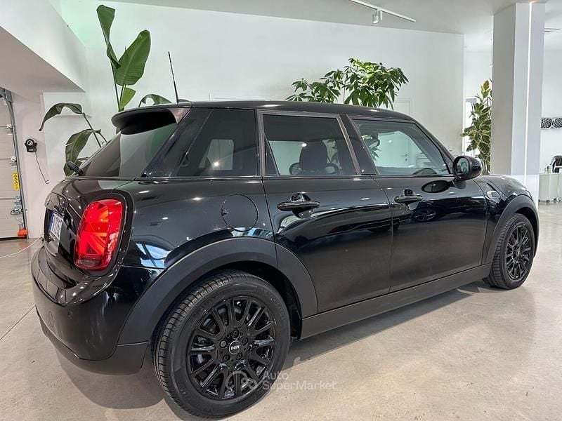 Usata Mini Cooper 136 CV (100 kW) 2019 Nero Utilitaria