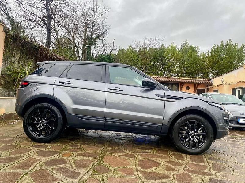 Usata Land Rover Range Rover evoque 150 CV (110 kW) 2019 Grigio SUV