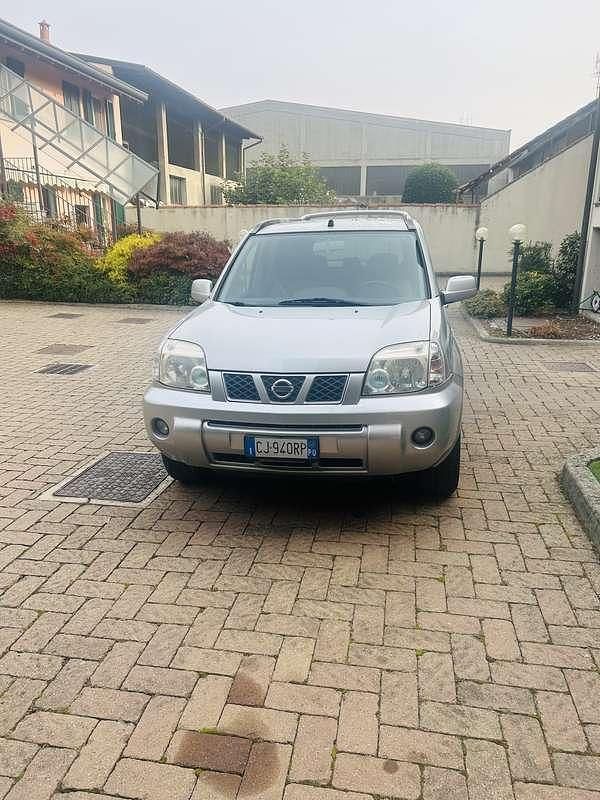 Begagnad Nissan X-Trail 136 HK (100 kW) 2005 SUV