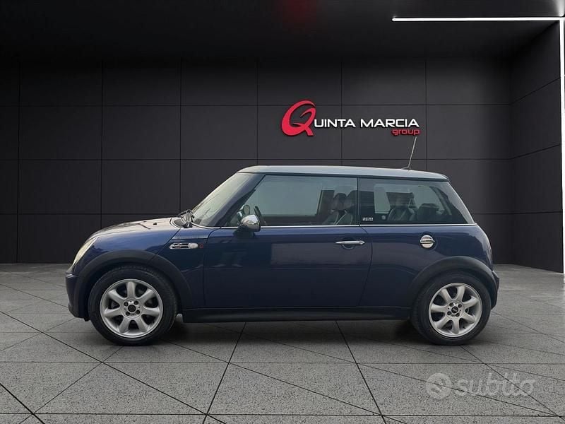 Usata Mini Cooper S 175 CV (128 kW) 2005 Blu Utilitaria