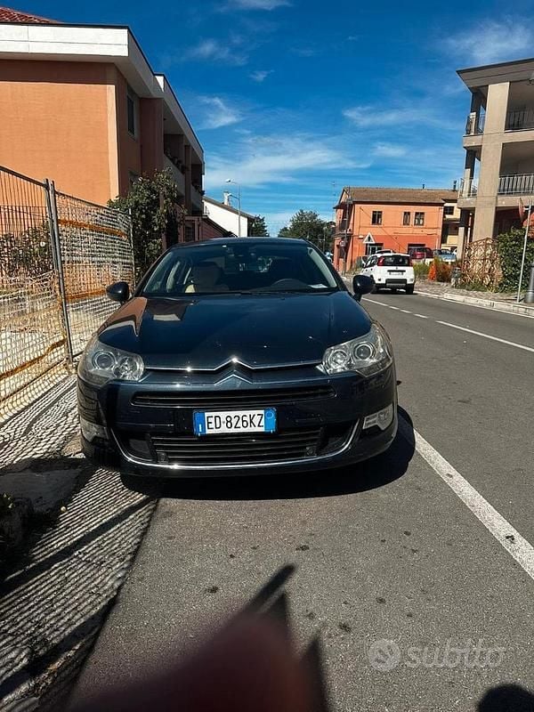 Usata Citroën C5 140 CV (102 kW) 2010 Grigio Berlina