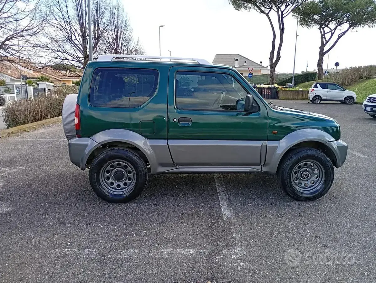 Usata Suzuki Jimny 82 CV (60 kW) 2000 SUV