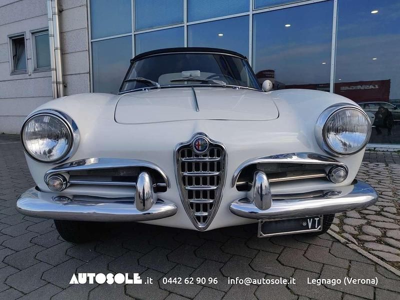 Usata Alfa Romeo Giulietta 80 CV (58 kW) 1961 Bianco Cabrio