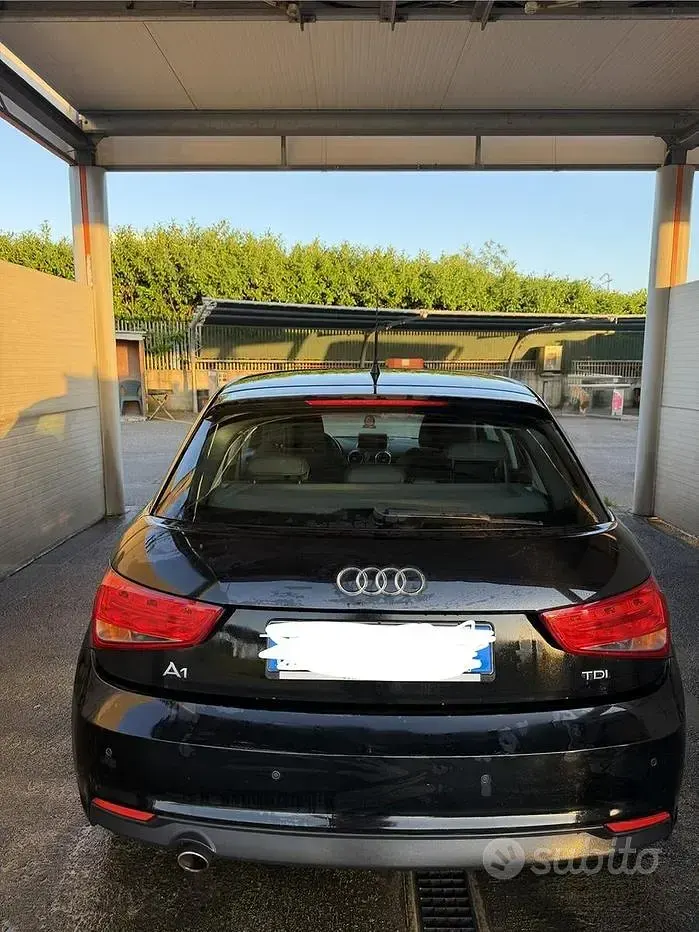 Usata Audi A1 90 CV (66 kW) 2018 Nero Berlina