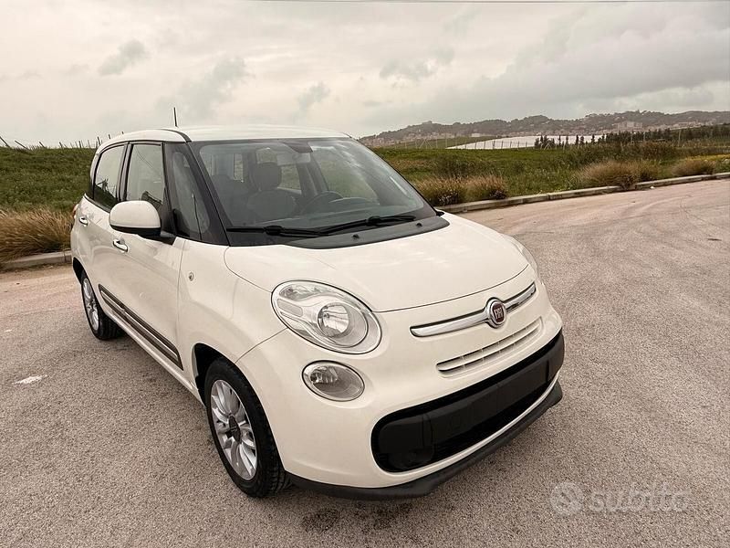 Usata Fiat 500L Lounge 85 CV (62 kW) 2014 Bianco Monovolume