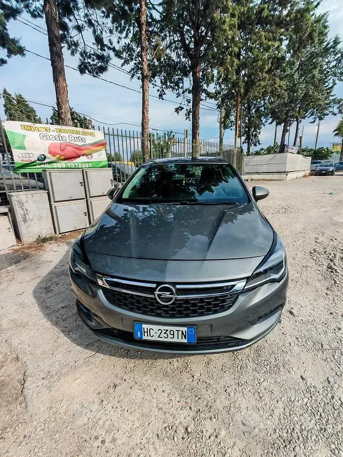 Usata Opel Astra Innovation 110 CV (80 kW) 2017 Marrone Station wagon