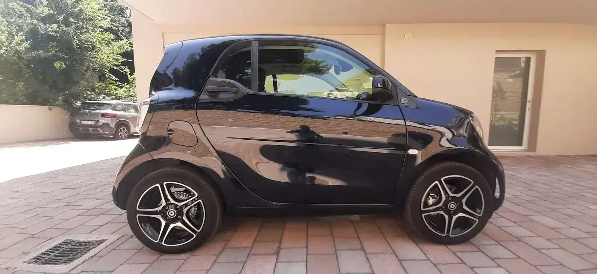 Usata Smart ForTwo Coupé Pulse 41 kW (56 CV) 2023 Utilitaria