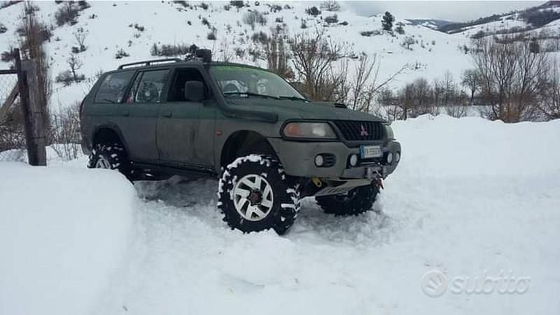 Usata Mitsubishi Pajero Sport 2001 Verde SUV