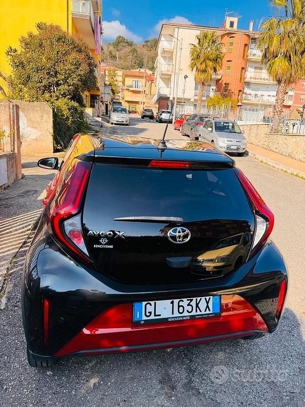 Usata Toyota Aygo X 72 CV (52 kW) 2022 SUV
