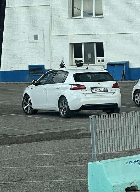 Usata Peugeot 308 SW Style 120 CV (88 kW) 2016 Station wagon