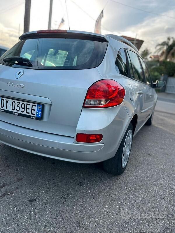 Usata Renault Clio GrandTour 78 CV (57 kW) 2009 Grigio Station wagon