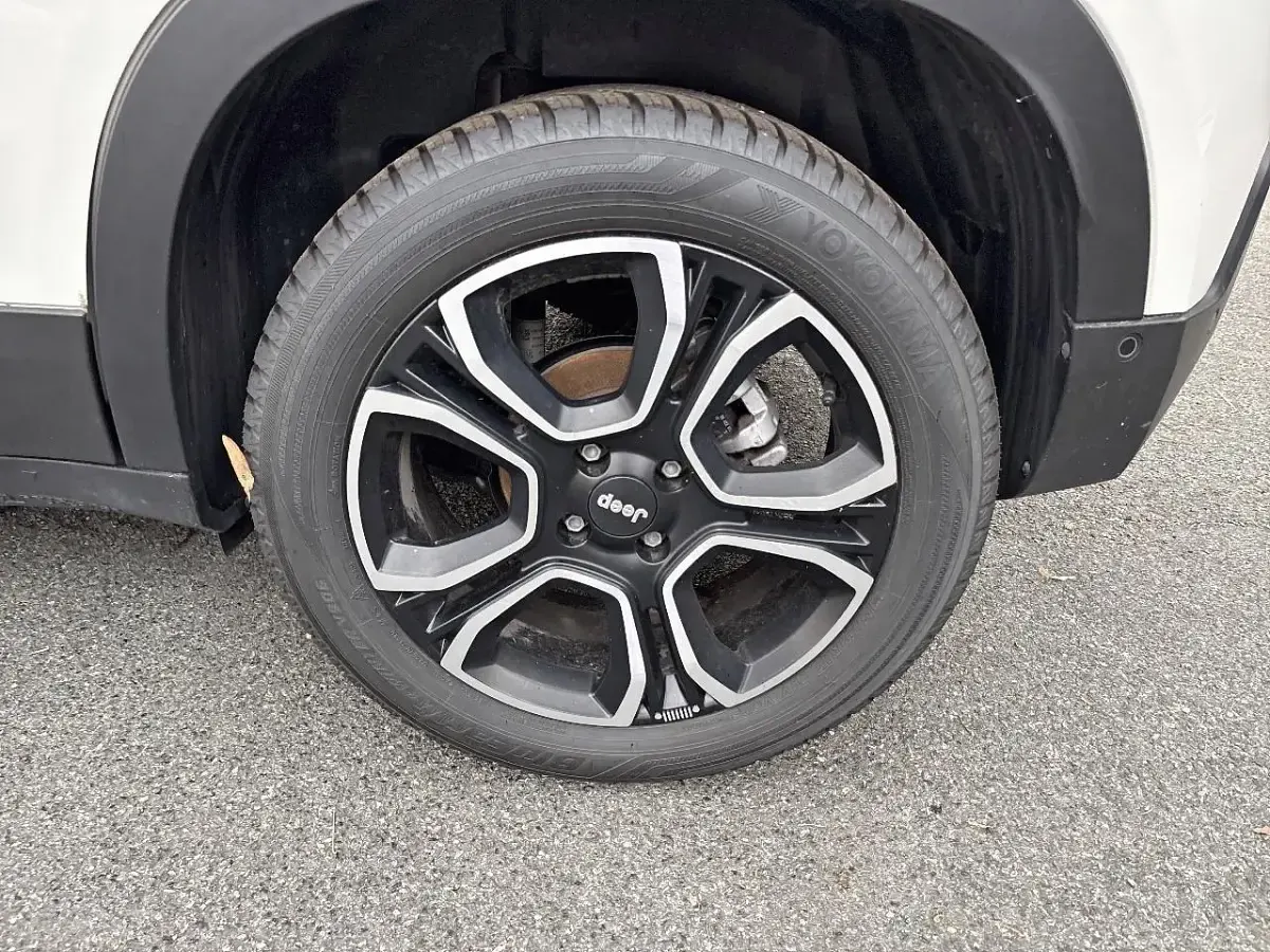 Usata Jeep Avenger Altitude 101 CV (74 kW) 2025 Bianco SUV