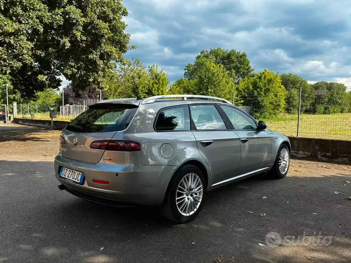 Usata Alfa Romeo 159 170 CV (125 kW) 2009 Grigio Station wagon