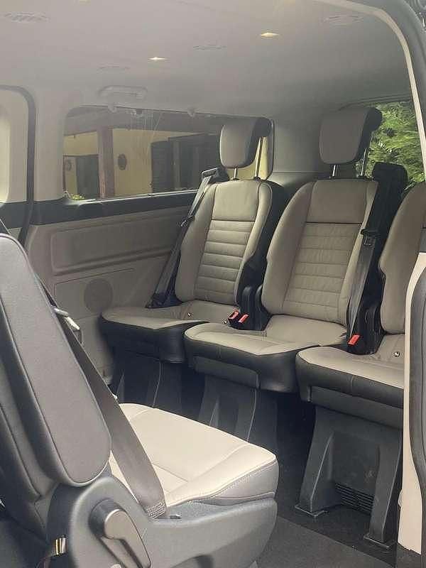 Usata Ford Tourneo Custom Titanium 185 CV (136 kW) 2022 Nero Furgone