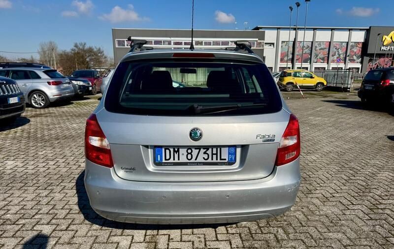 Usata Skoda Fabia Comfort 86 CV (63 kW) 2008 Grigio Utilitaria