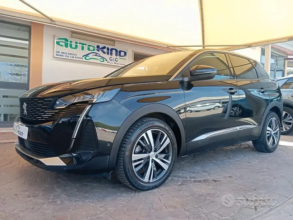 Occasion Peugeot 3008 Allure 131 PK (96 kW) 2023 Zwart SUV