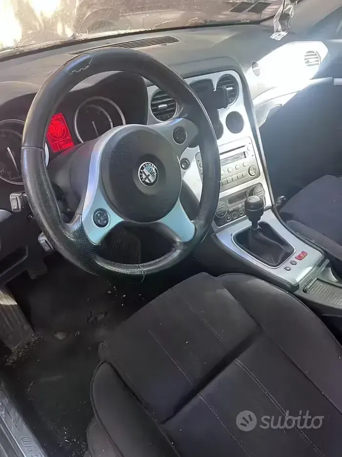 Usata Alfa Romeo 159 150 CV (110 kW) 2008 Nero Station wagon
