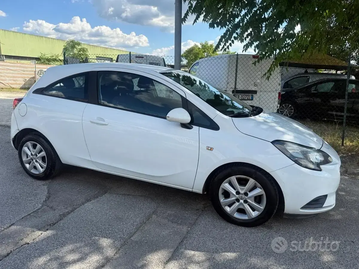 Usata Opel Corsa 69 CV (50 kW) 2015 Bianco Utilitaria