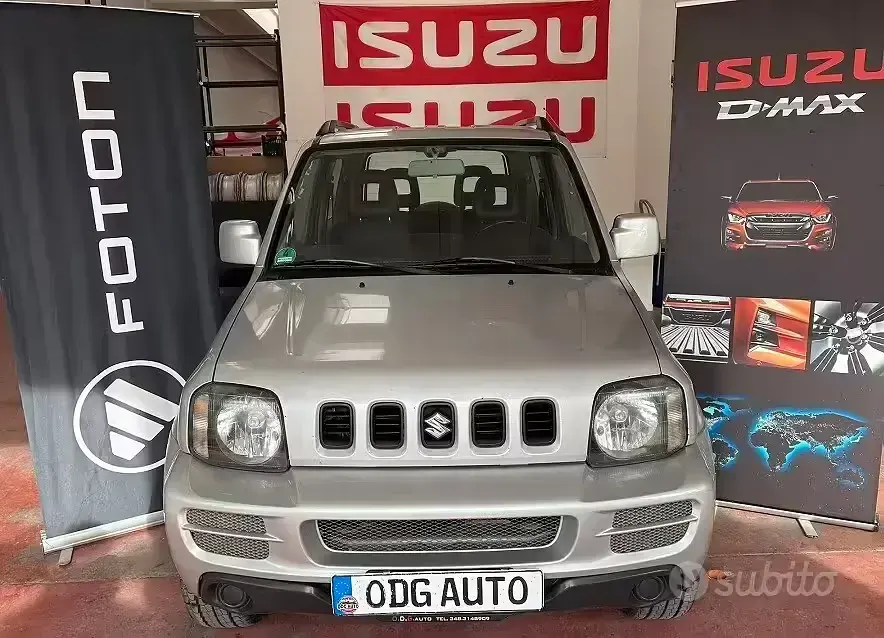 Usata Suzuki Jimny 86 CV (63 kW) 2008 Grigio SUV