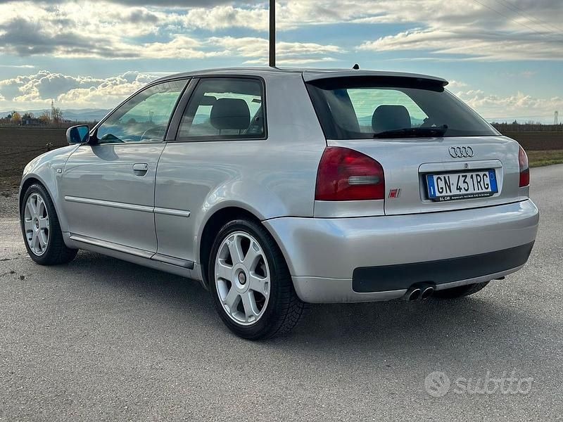 Usata Audi S3 1999 Grigio Berlina