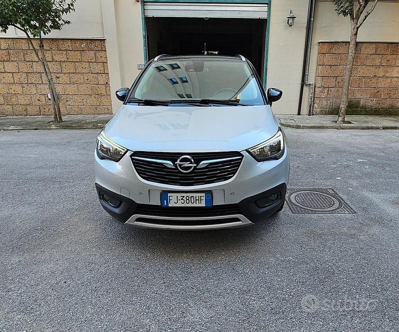 Usata Opel Crossland X 120 CV (88 kW) 2017 Grigio SUV