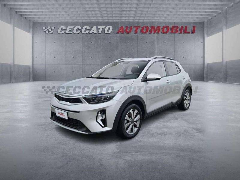 Usata Kia Stonic Urban 79 CV (58 kW) 2025 Argento SUV