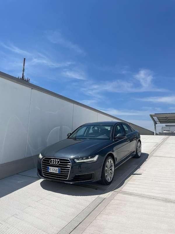 Blu Usata 2016 Audi A6 Tre volumi | 15.500 € (Buon prezzo) - Immagine 1/4