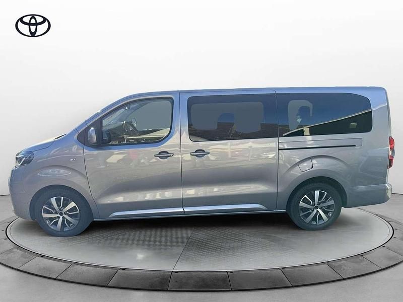 Nuova Toyota Proace Verso Luxury 177 CV (130 kW) 2025 Argento Station wagon