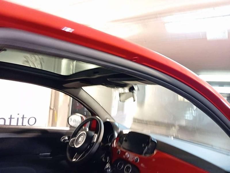Usata Fiat 500 Dolcevita 69 CV (50 kW) 2024 Rosso Utilitaria