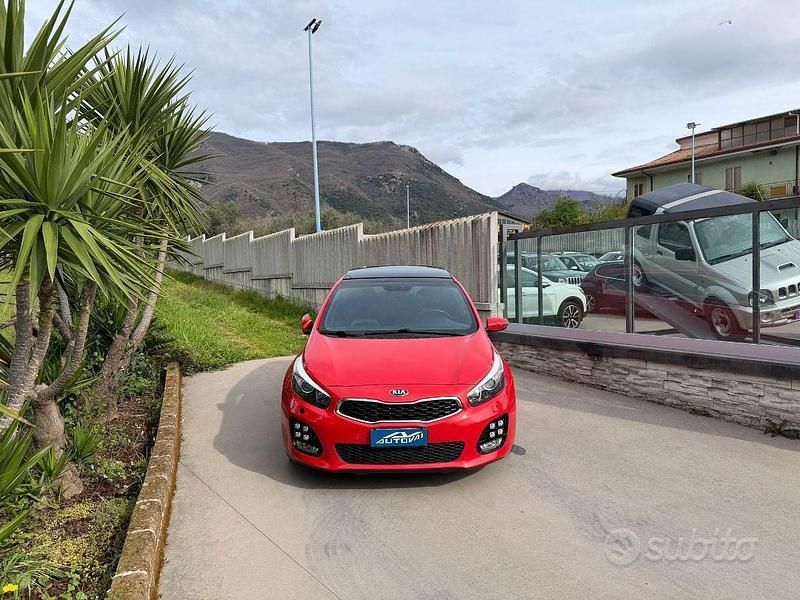 Usata Kia Ceed GT-Line 120 CV (88 kW) 2015 Utilitaria