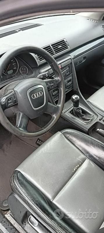 Usata Audi A4 150 CV (110 kW) 2004 Nero Station wagon