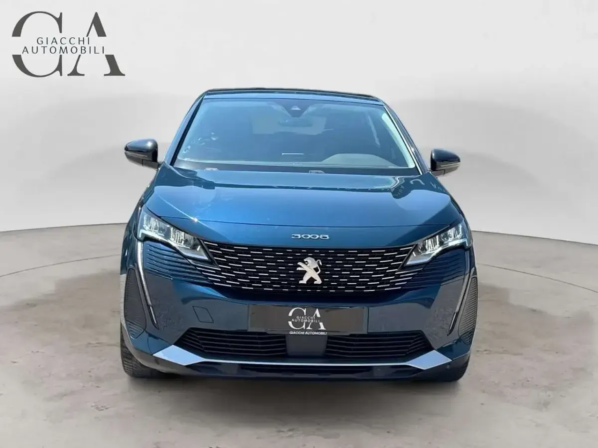 Usata Peugeot 3008 Active 131 CV (96 kW) 2022 Other SUV