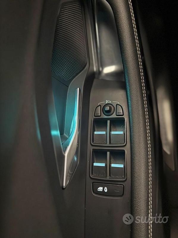 Usata Jaguar E-Pace R-Dynamic 150 CV (110 kW) 2019 Grigio SUV