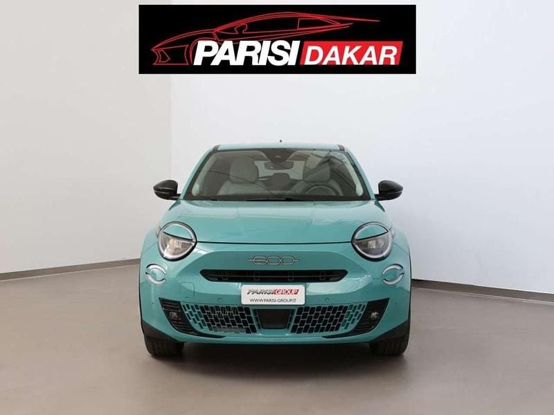 Usata Fiat 600 La Prima 101 CV (74 kW) 2025 Azzurro acqua SUV