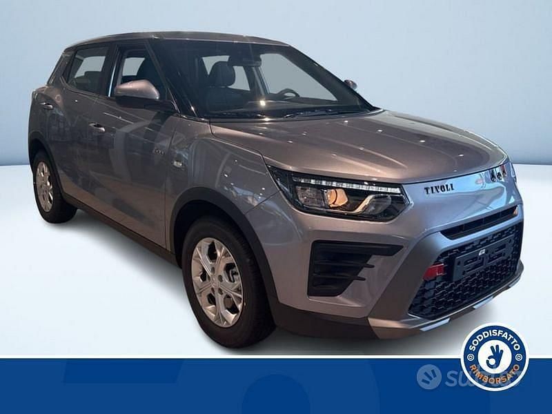 Nuova Ssangyong (KGM) Tivoli 163 CV (119 kW) 2025 Grigio SUV