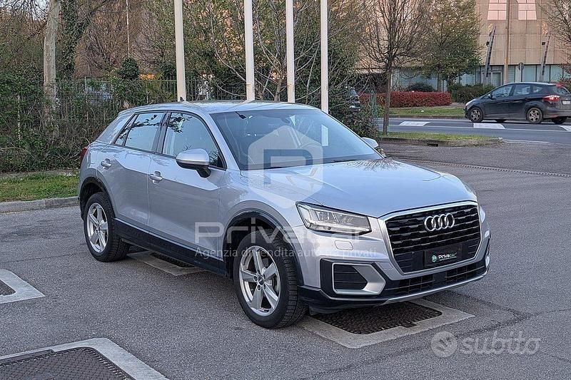 Usata Audi Q2 Admired 116 CV (85 kW) 2019 Grigio SUV