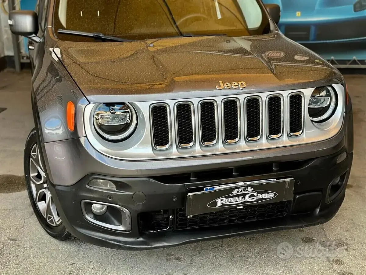 Usata Jeep Renegade Limited 120 CV (88 kW) 2017 Grigio SUV