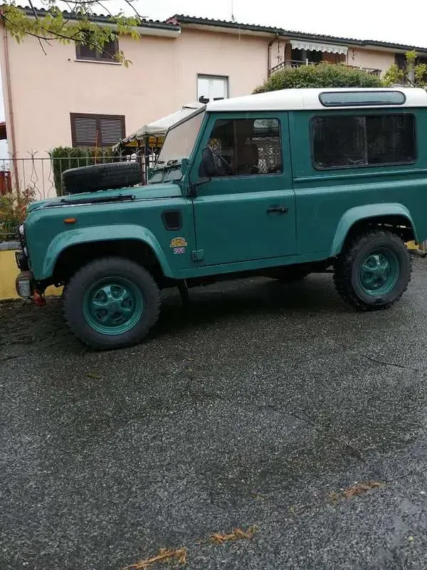 Usata Land Rover Defender 86 CV (63 kW) 1988 SUV