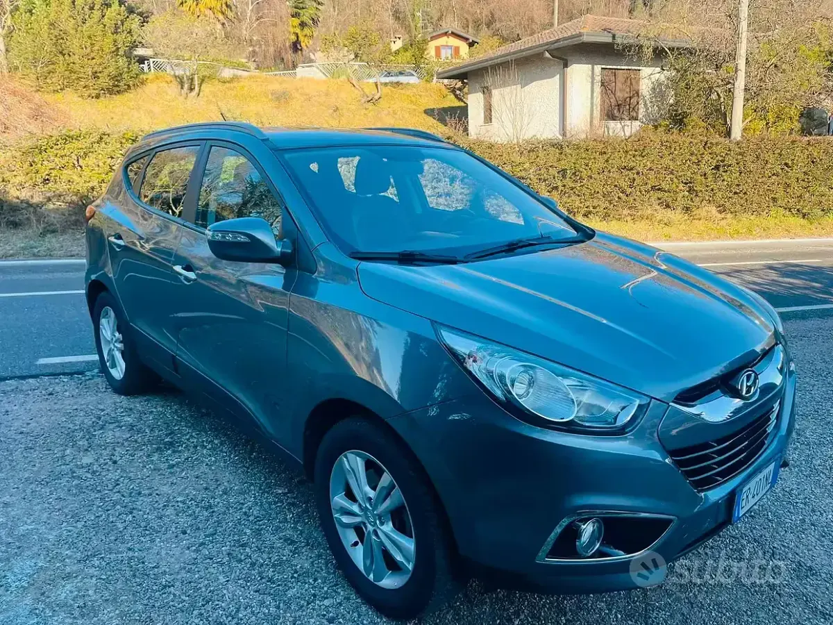 Usata Hyundai ix35 115 CV (84 kW) 2013 Bluazzurro SUV