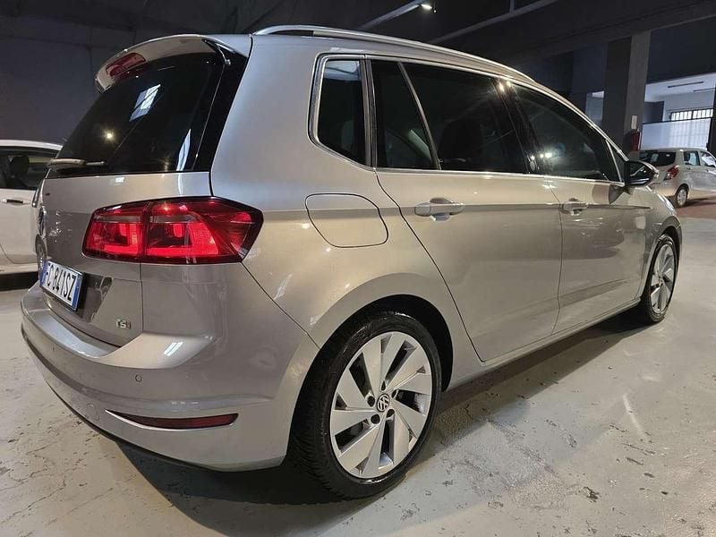 Usata VW Golf Sportsvan 125 CV (91 kW) 2016 Tungsten silver met. Monovolume