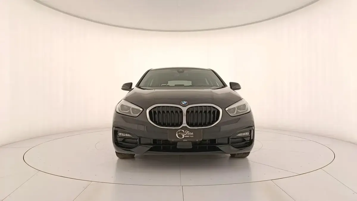 Occasion BMW 116 Sport Line 116 PK (85 kW) 2021 Zwart Hatchback