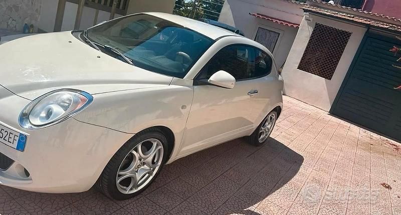Usata Alfa Romeo MiTo 90 CV (66 kW) 2010 Bianco Utilitaria