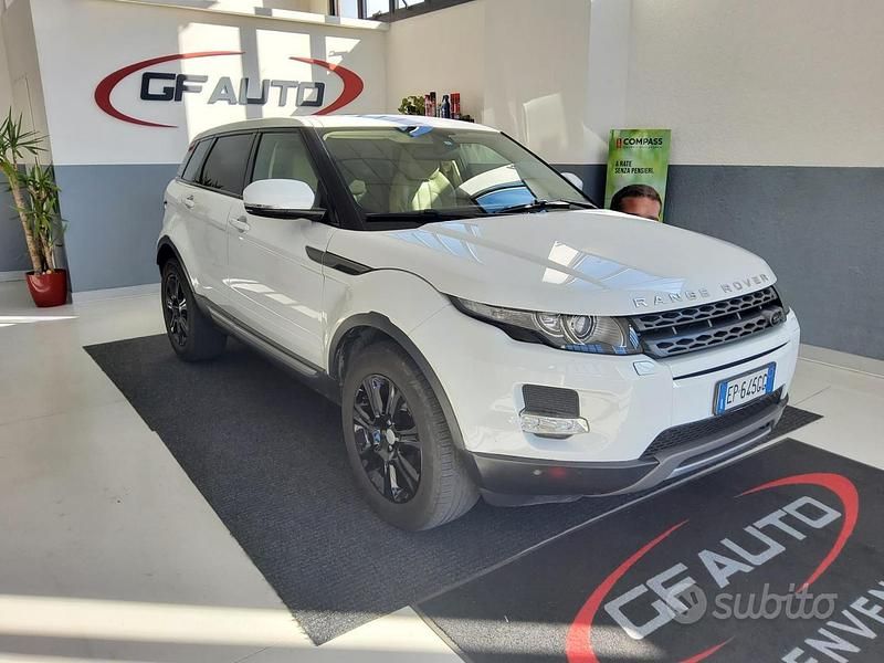 Usata Land Rover Range Rover evoque Prestige 150 CV (110 kW) 2012 Bianco SUV