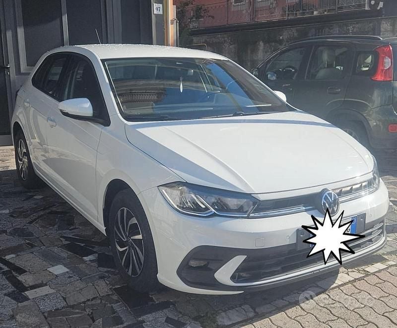 Usata 2022 VW Polo Berlina | 15.000 € (Ottimo prezzo) - Immagine 1/4