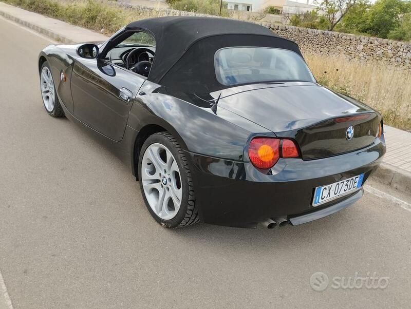 Usata BMW Z4 170 CV (125 kW) 2005 Nero Cabrio