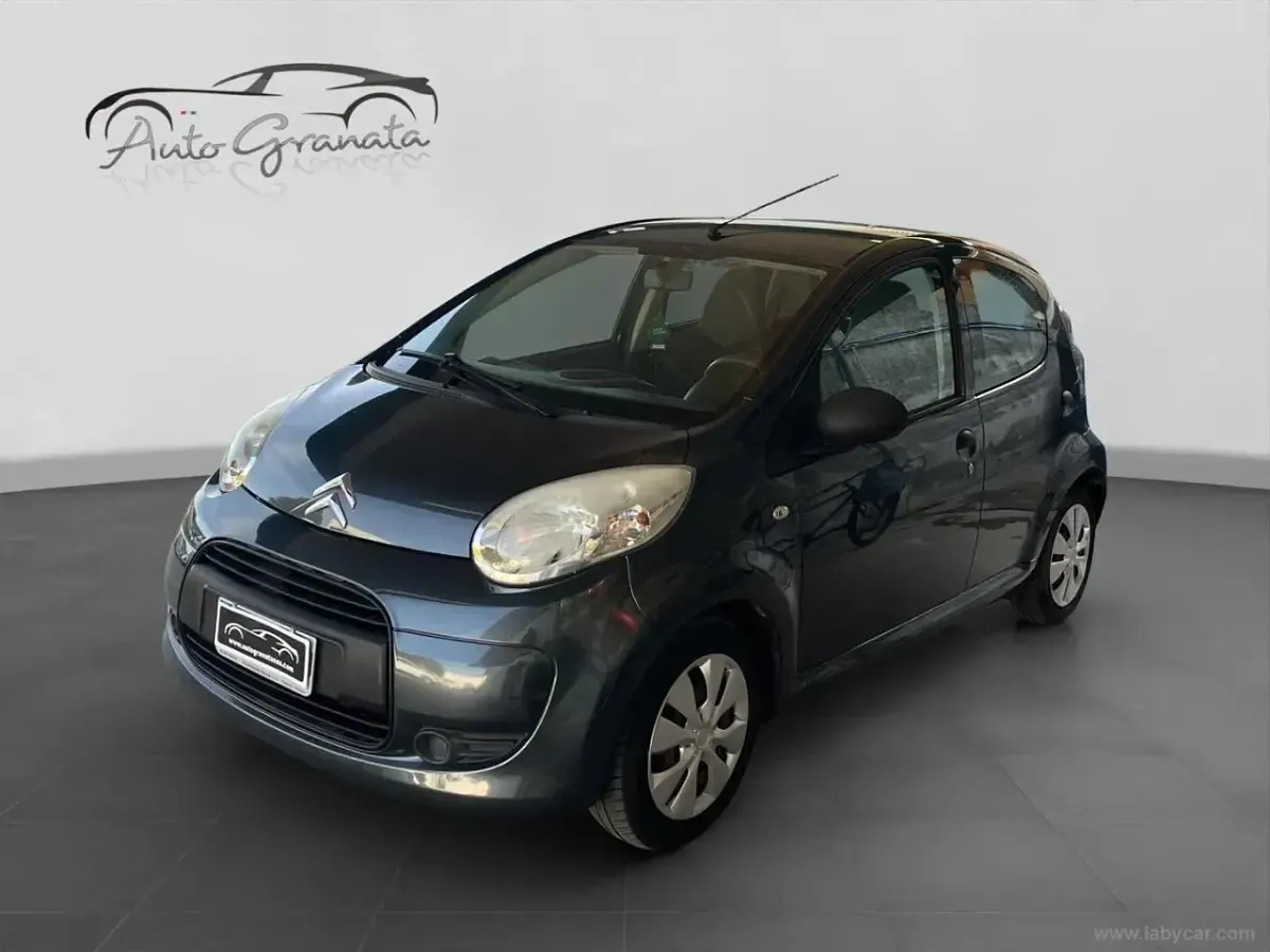 Usata Citroën C1 68 CV (50 kW) 2011 Gray Utilitaria