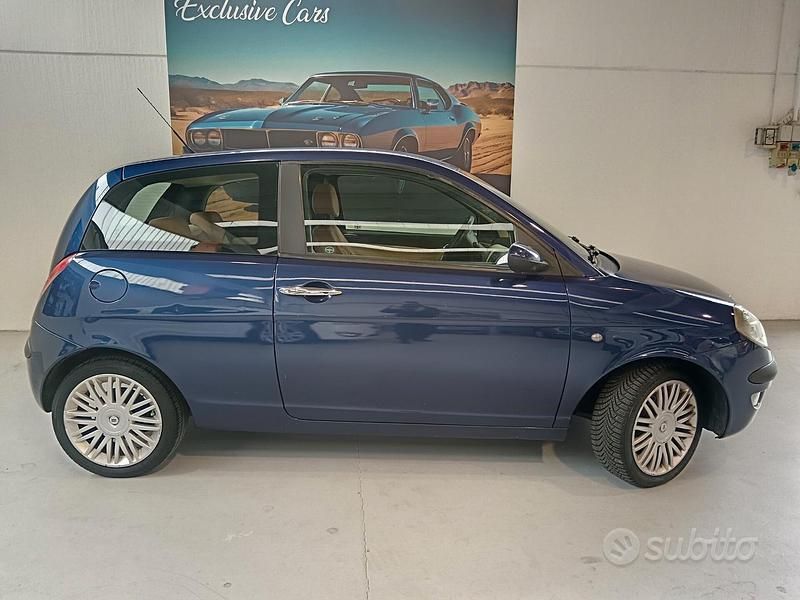 Usata Lancia Ypsilon 80 CV (58 kW) 2005 Blu Utilitaria