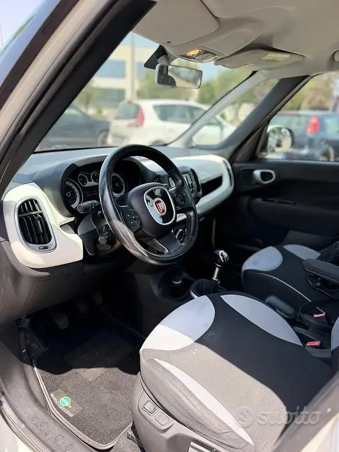 Usata Fiat 500L Lounge 85 CV (62 kW) 2014 Bianco Monovolume