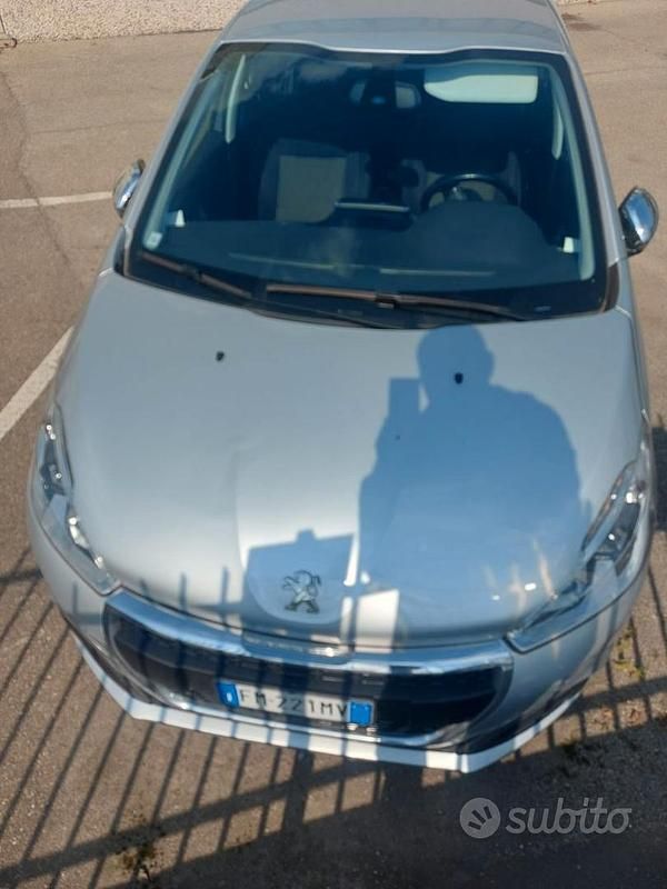 Usata Peugeot 208 2018 Grigio Utilitaria